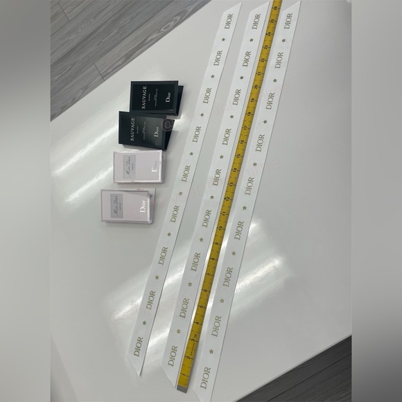 Dior Ribbons and samples - Picture 3 of 7